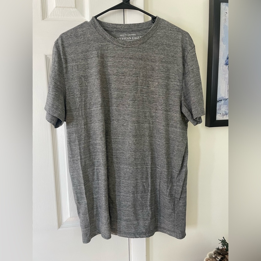 American Eagle Outfitters Men’s Heather Gray Short Sleeve Tee L